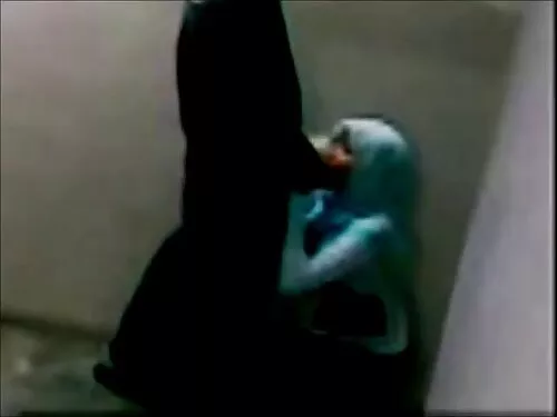 Orice MILF în genunc ...